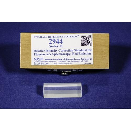 NIST, 2944, Relative Intensity Correction Standard for Fluorescence Spectroscopy: Red Emission, each
