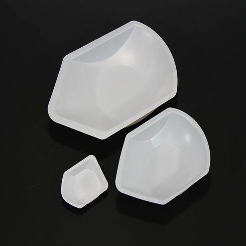 Pour-Boat Polystyrene Weighing Dishes